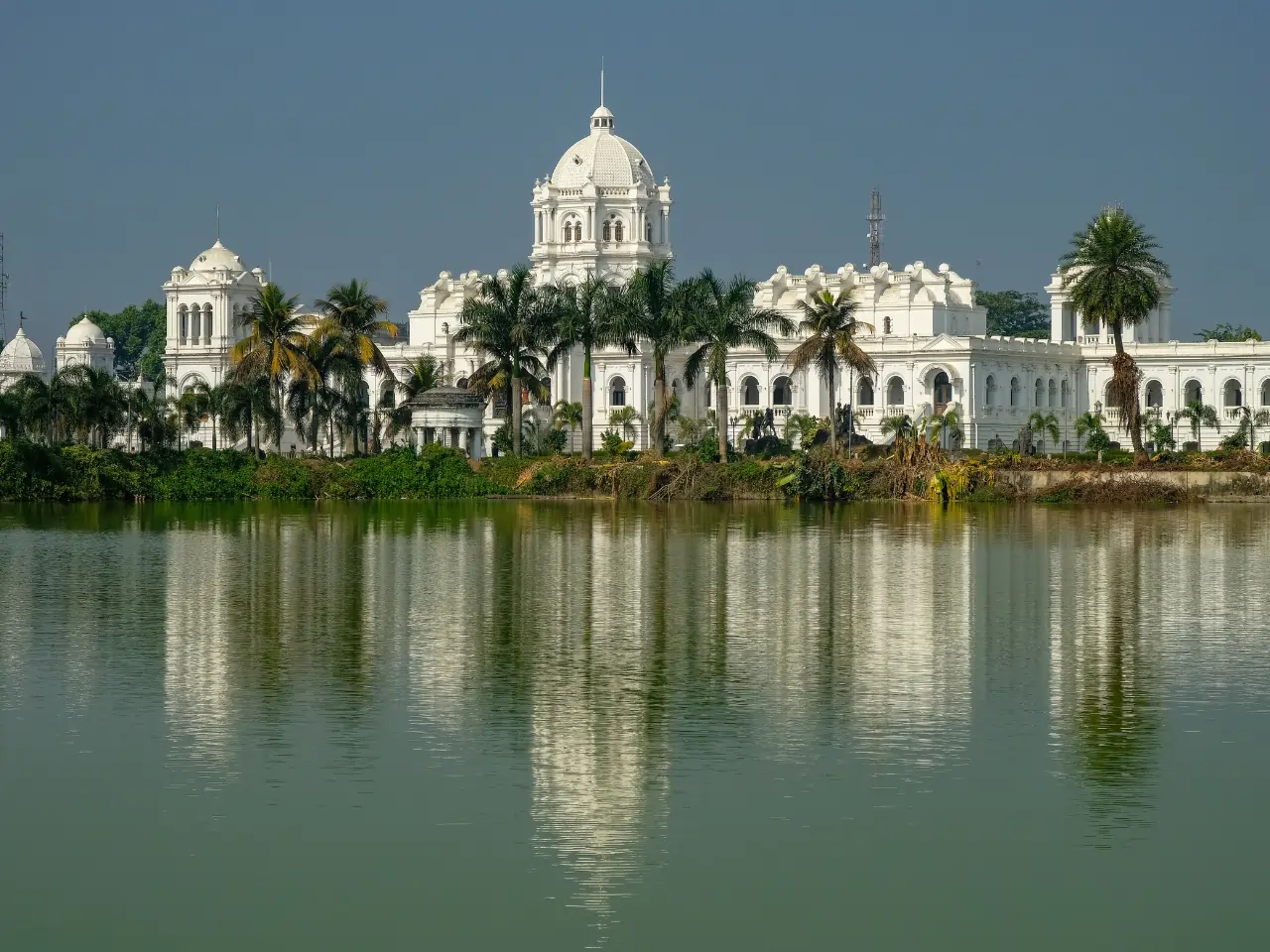 Cab Service In Tripura - Online Cab Booking